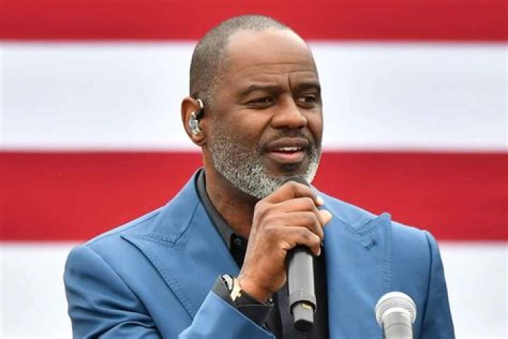 Brian McKnight ·