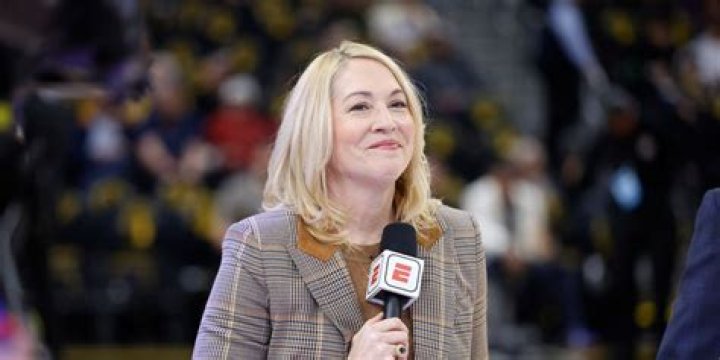 Doris Burke Biography ·