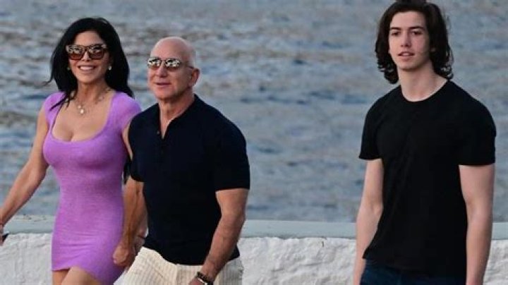 Joyce Napier Husband Neil Macdonald Age Difference; Kids & Net Worth ·