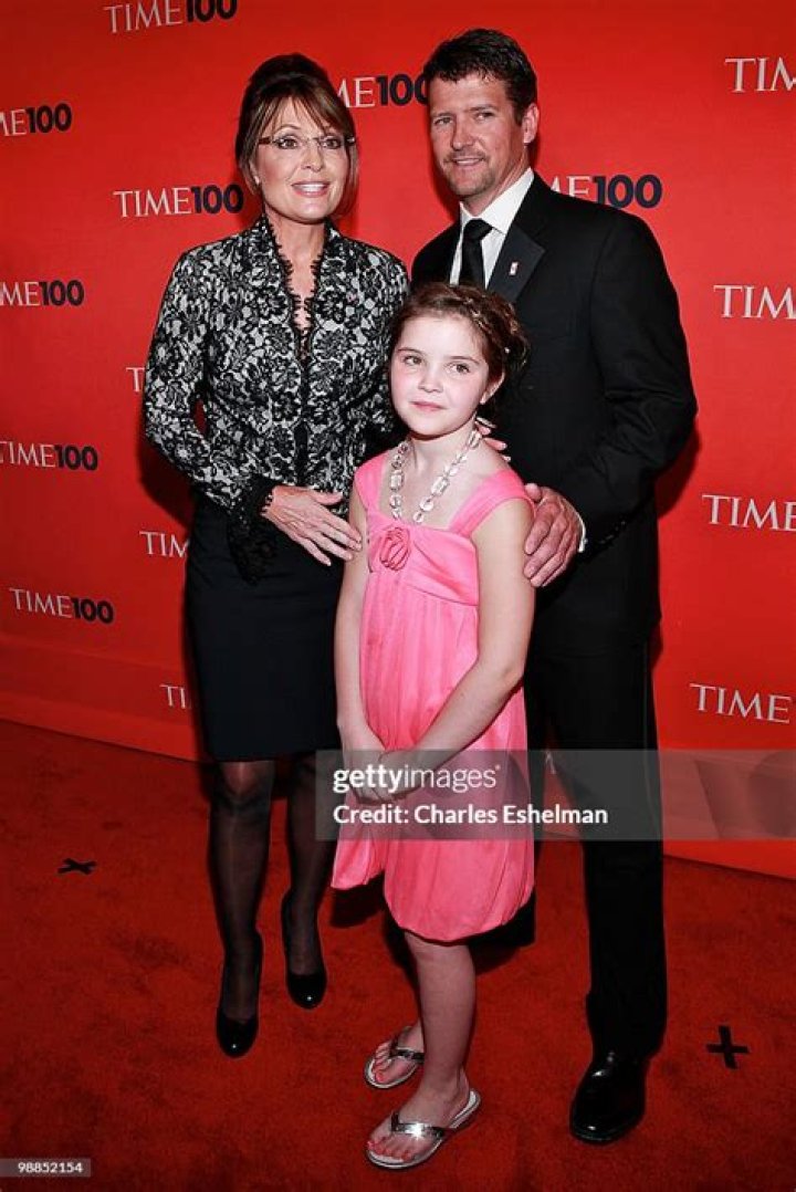 Meet Piper Palin Photos and Facts of Sarah Palins Daughter With Husband Todd Palin