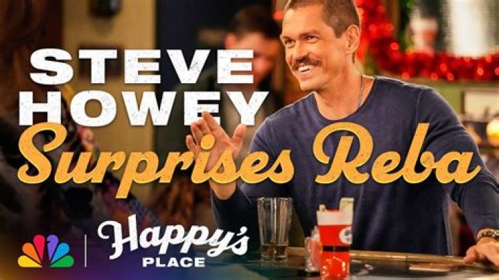 Steve Howey Biography, Age, Height, Wife, Net Worth, Family