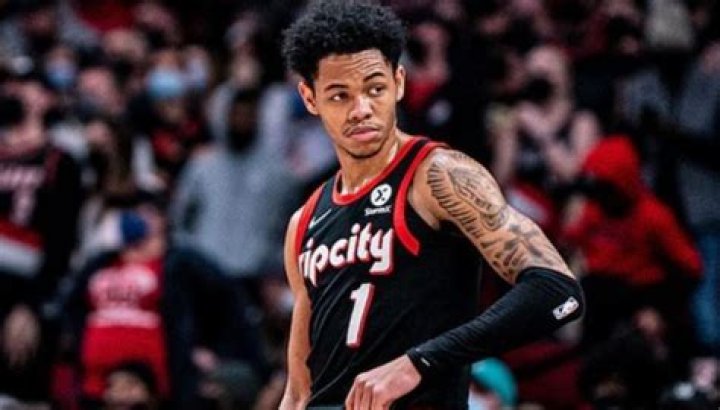 Who Are Charles And Tameka Simons? Anfernee Simons Parents