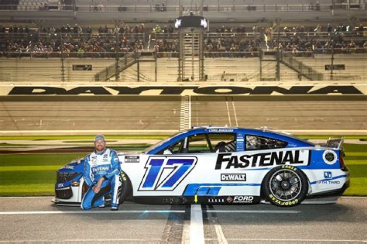 Who Is Chris Buescher Wife? American Car Race Driver Relationships Explored